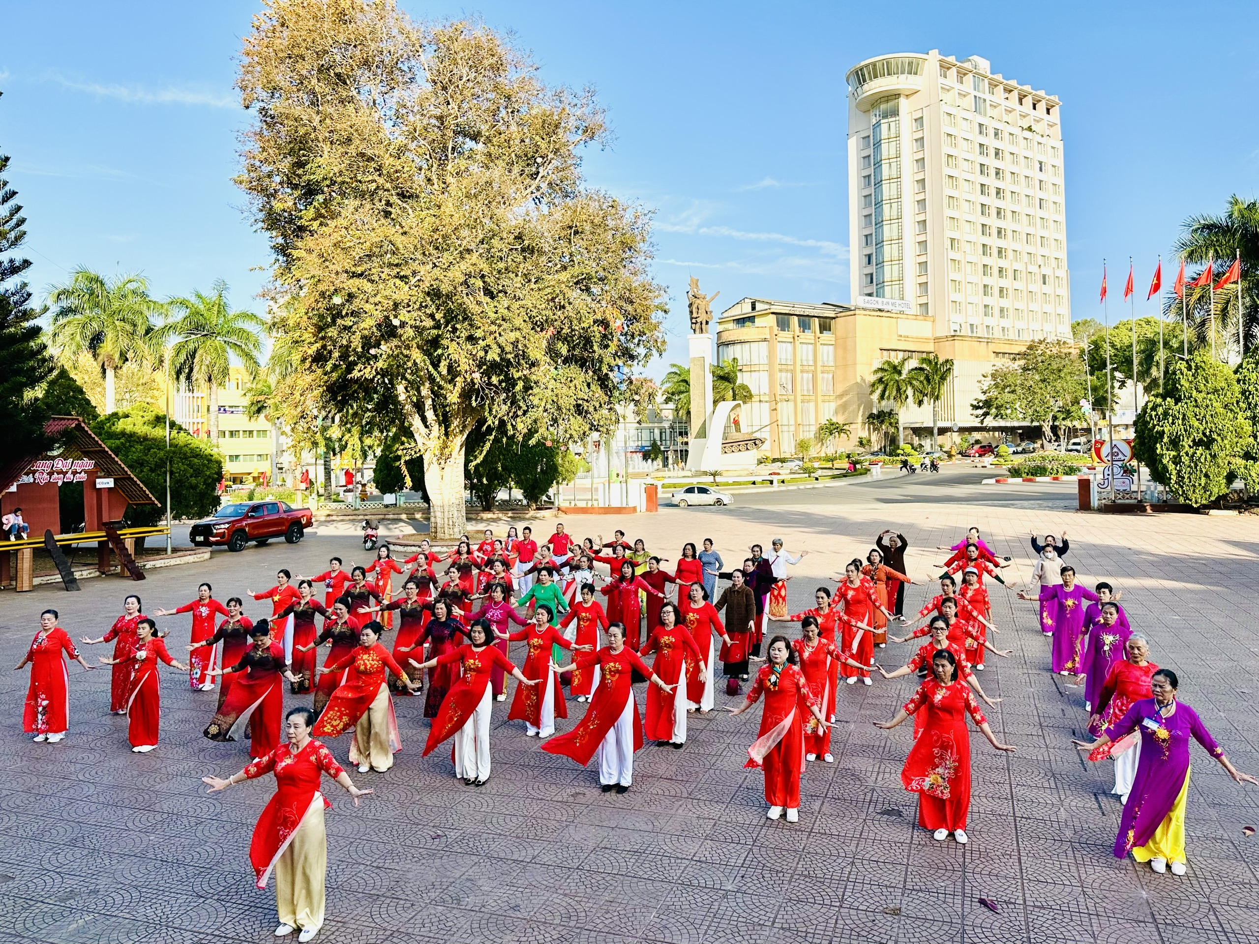 CLB Thể dục Dưỡng sinh tổ chức chương trình sinh hoạt, giao lưu văn nghệ chào Xuân Ất Tỵ 2025